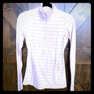 Lululemon long sleeve 3/4 zip pullover top. Size 6